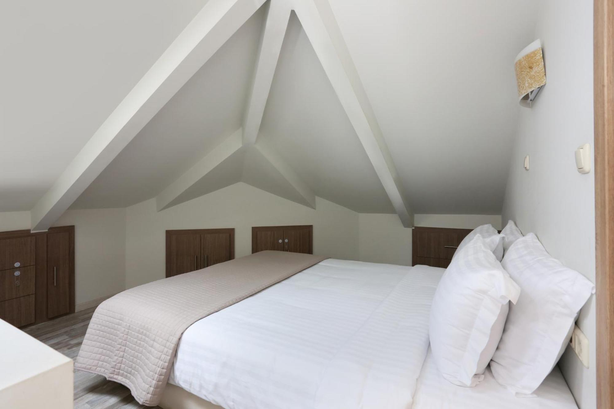 Faros Luxury Suites Marathopoli Luaran gambar