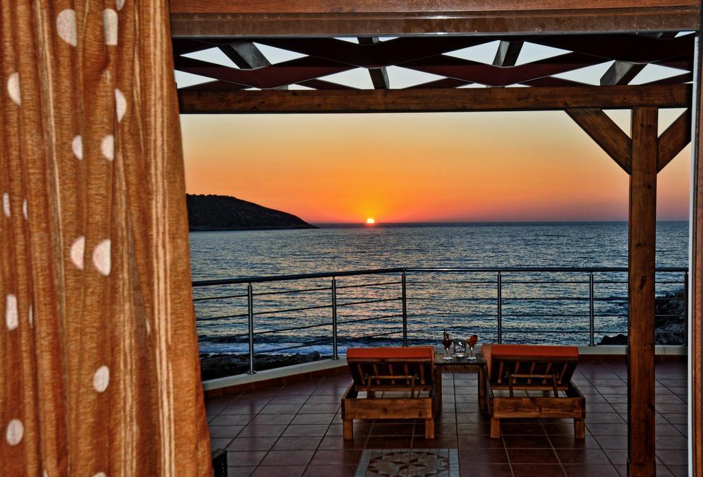 Faros Luxury Suites Marathopoli Luaran gambar