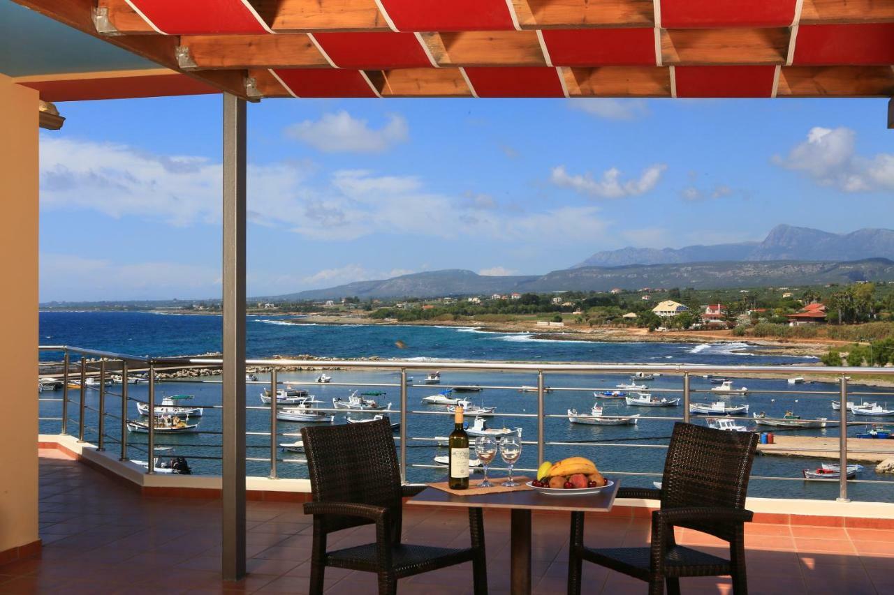 Faros Luxury Suites Marathopoli Luaran gambar